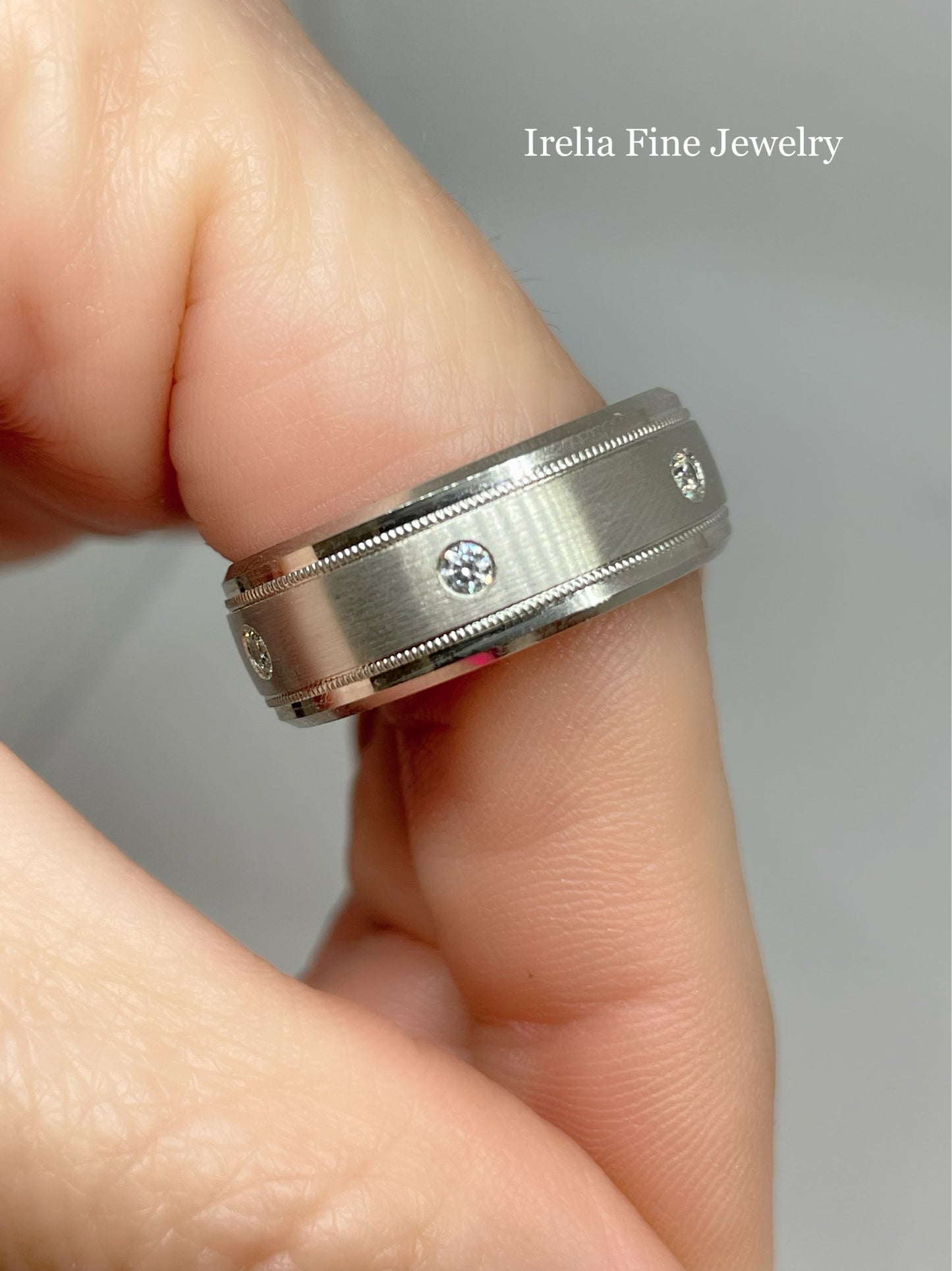 CrownRing Collection - 14k White Gold 8 mm Polished Band with .24 carat Diamonds