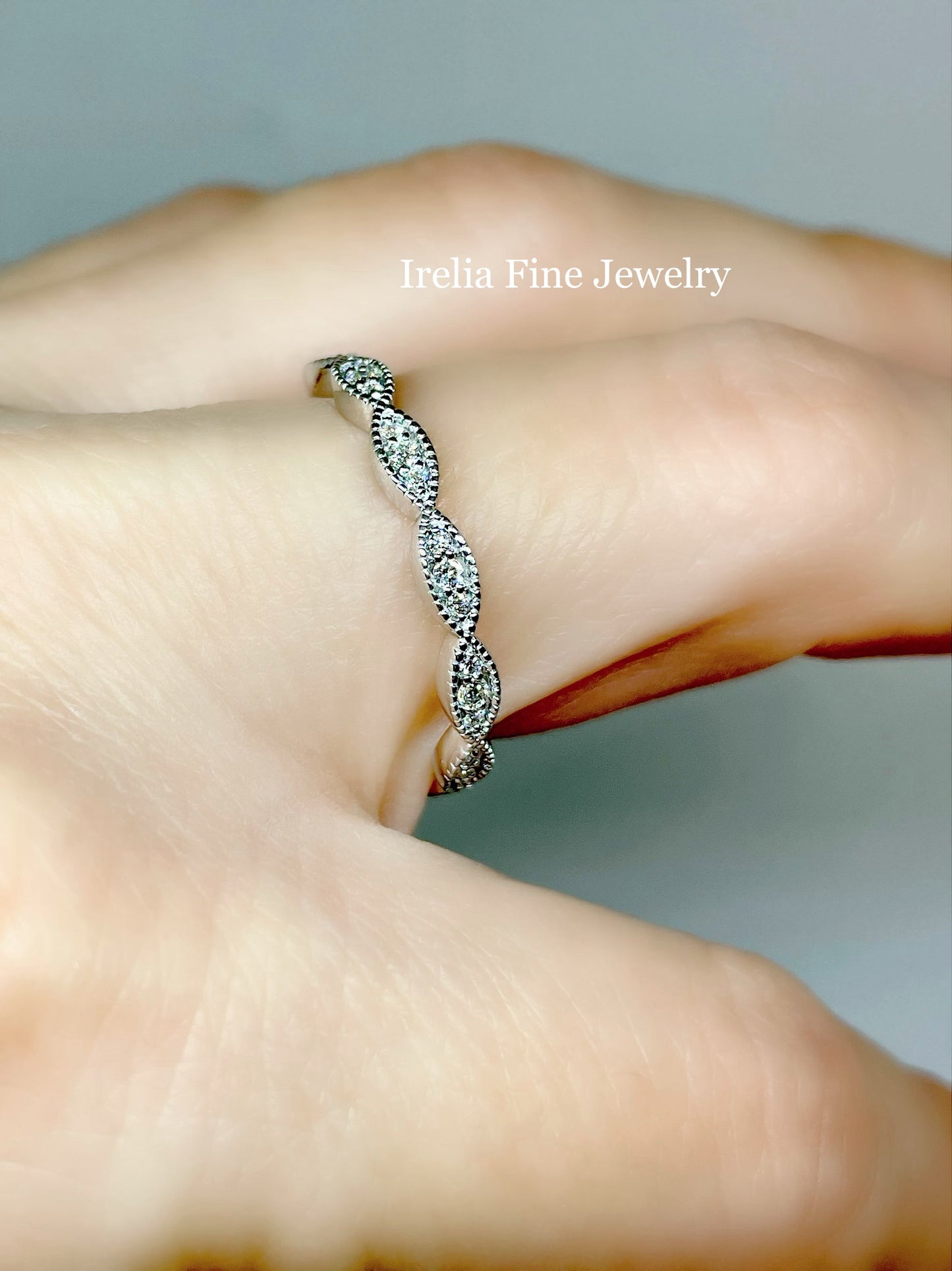 14k White Gold 1/5 CTW Scallop Natural Diamond Stackable Ring