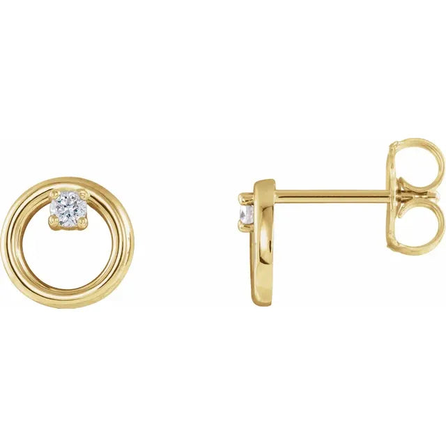 14k Gold Circle Stud Earring with Diamond 