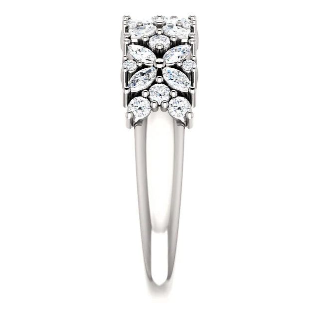 14k  Gold 1/3 CTW Natural Diamond Ring with Negative Space, Ring size 7