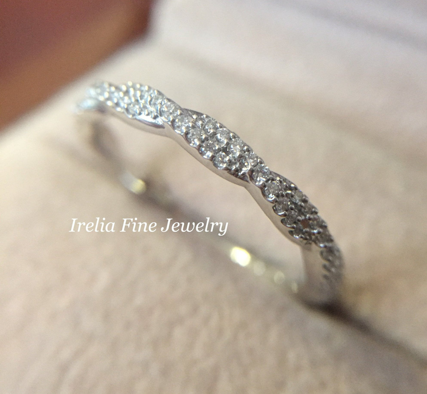 14K Gold & 1/6 ct Diamond Rope Band Wedding Anniversary Stackable Ring