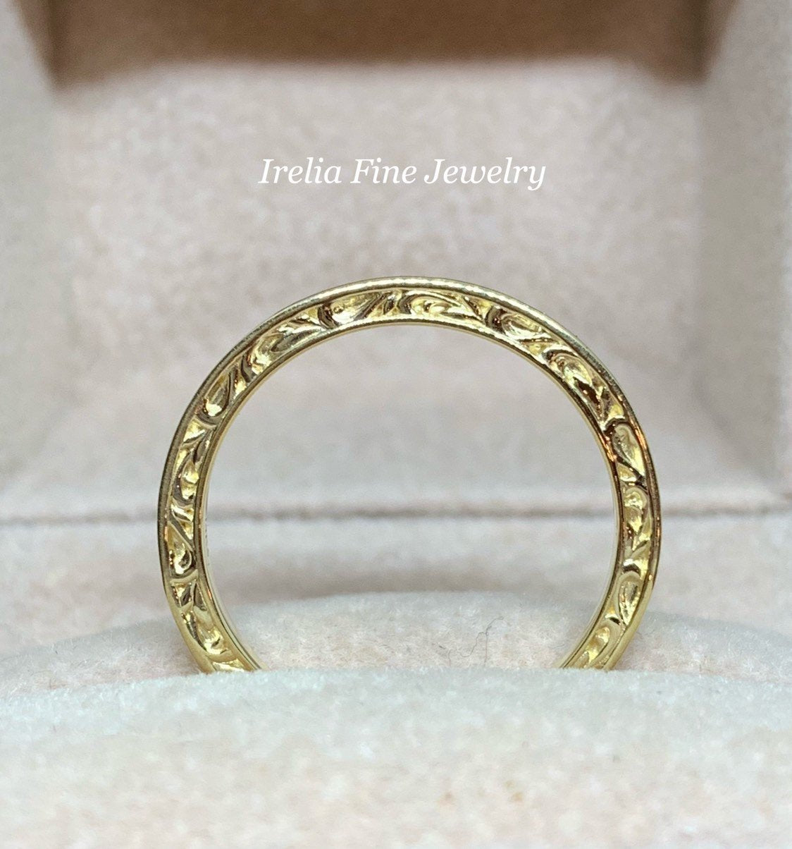 14K Gold Sculptural Vintage Inspired Leaf Band