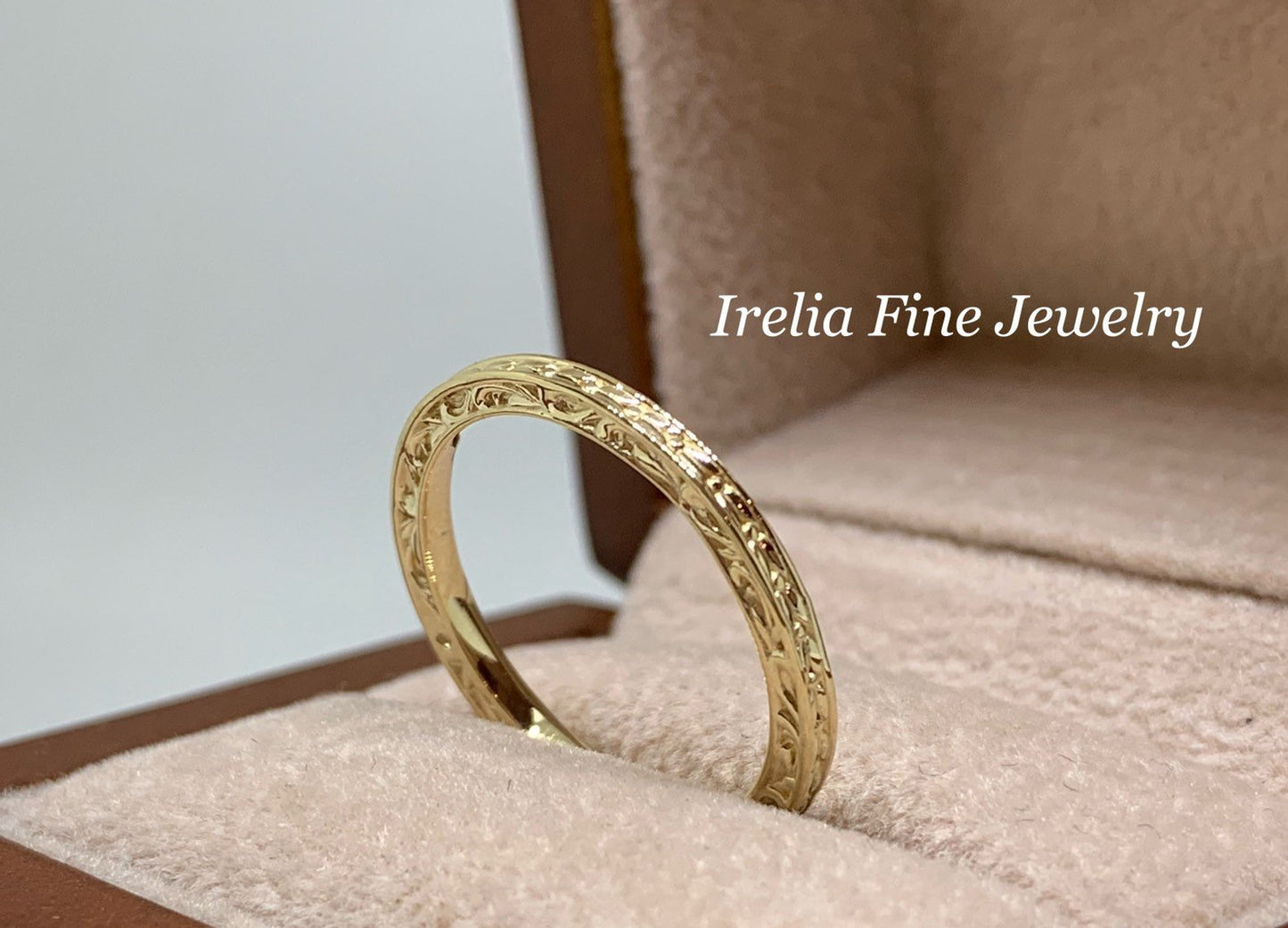 14K Gold Sculptural Vintage Inspired Leaf Band