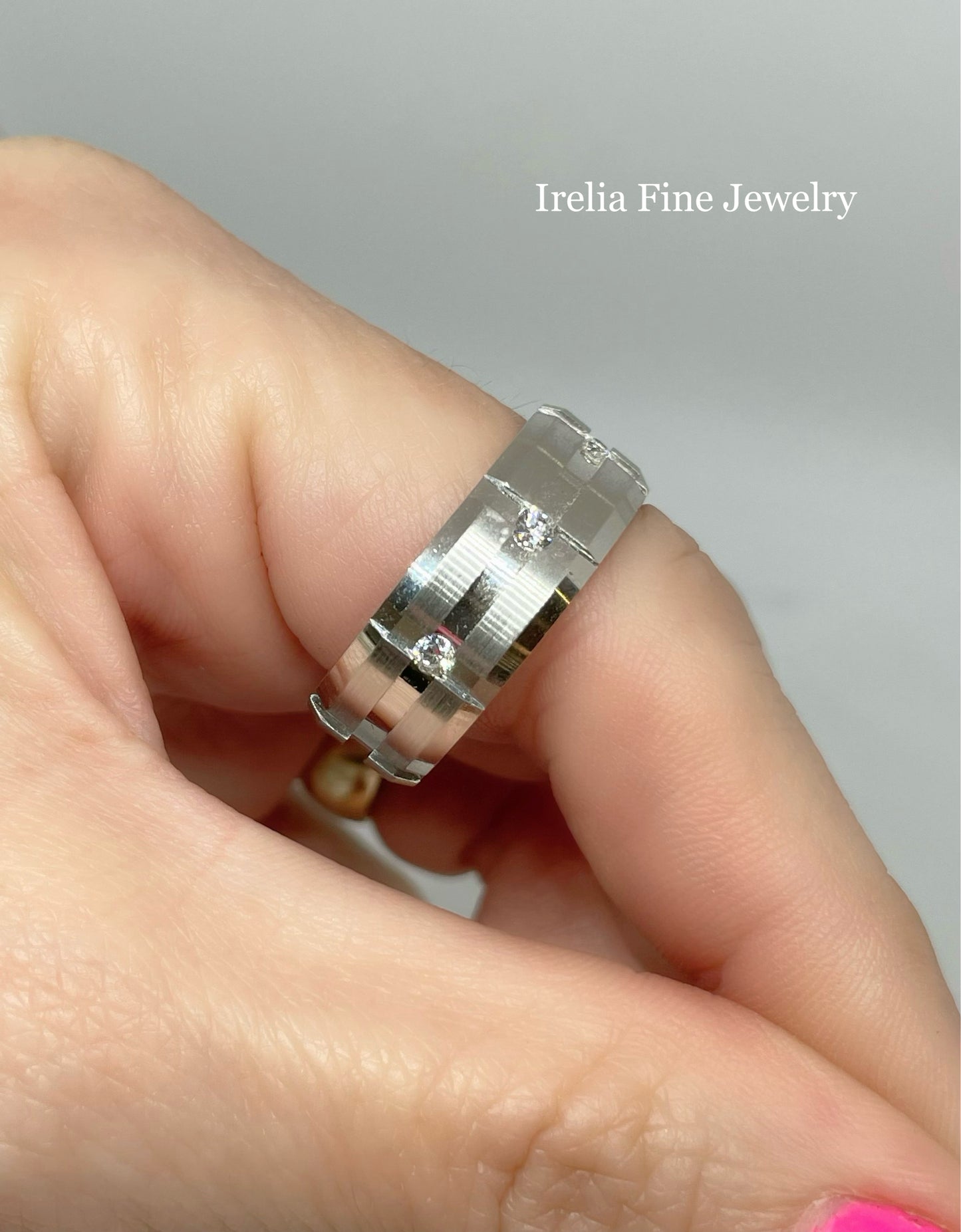 CrownRing Collection - 14k White Gold 6 mm Polished Band with Diamond walls.