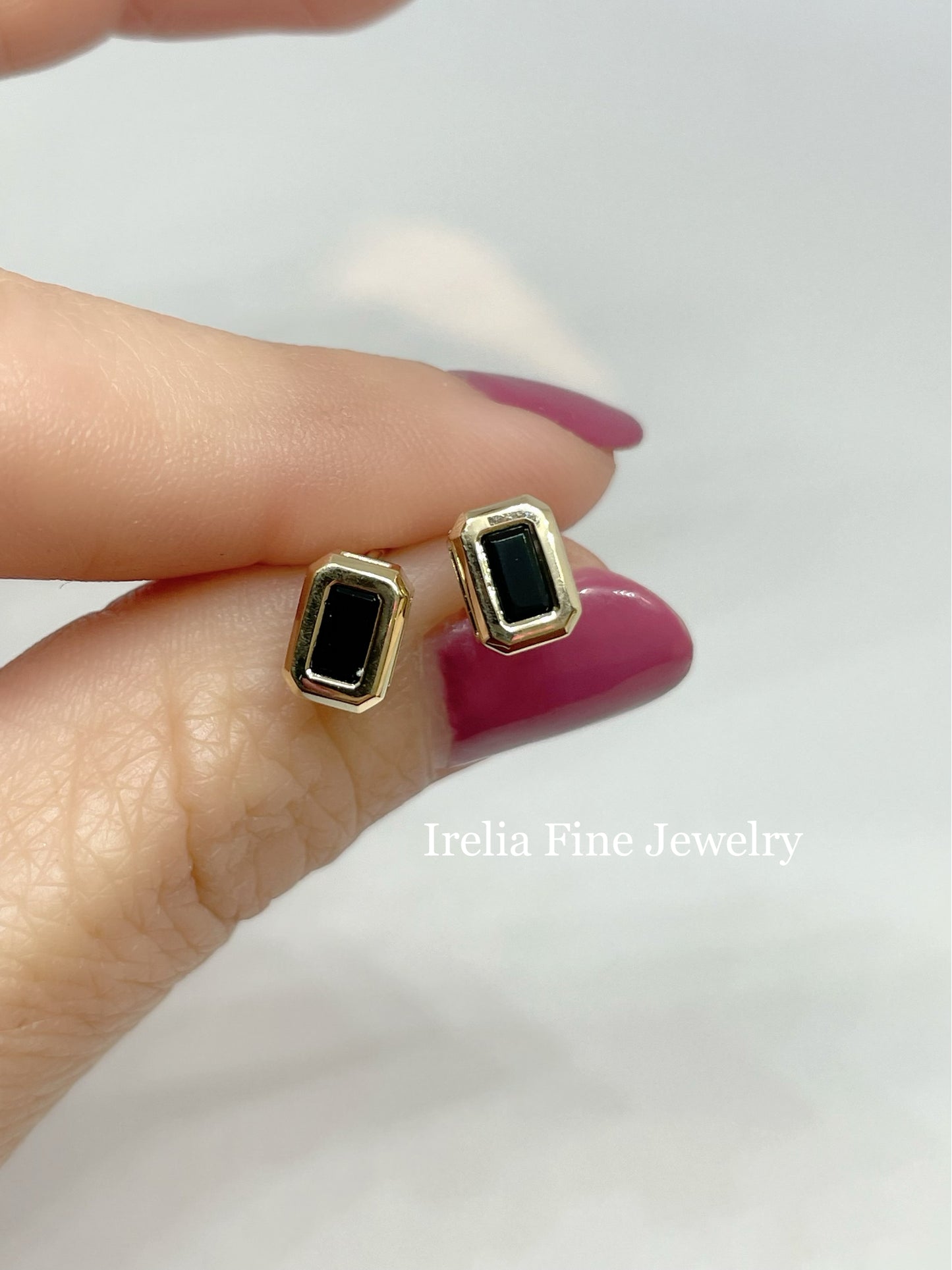 14K Yellow Gold Natural Black Onyx Emerald Cut Stud Earrings